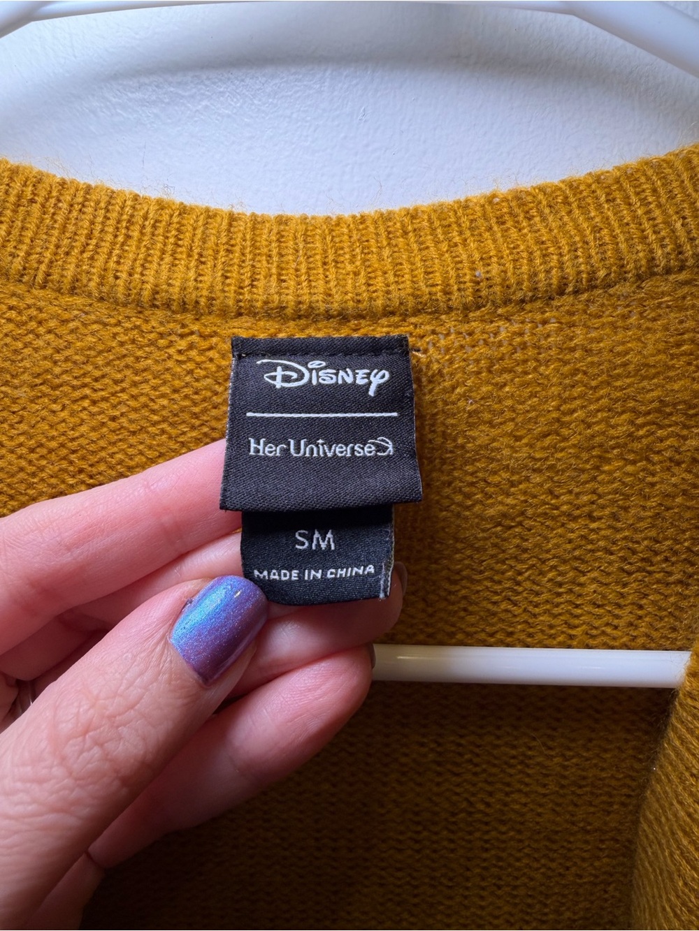 Like New Her Universe Mickey Mouse Embroidered Ladies Cardigan - Picture 7 of 11